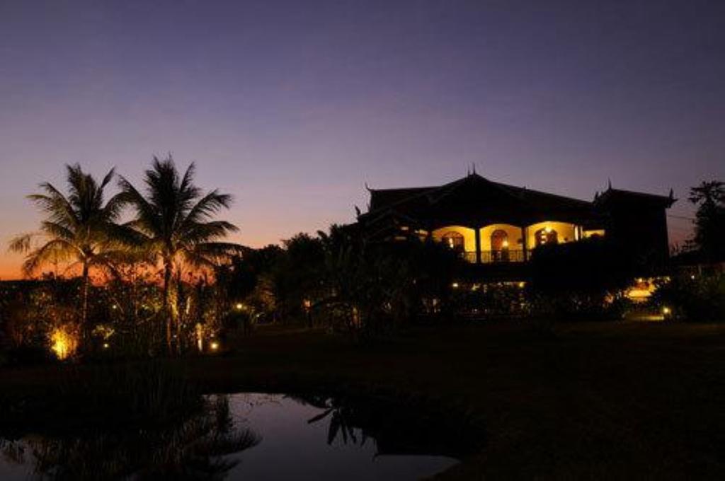 Terres Rouges Lodge Banlung Exterior photo